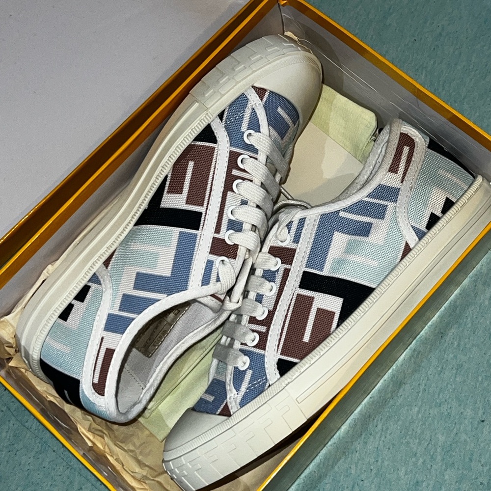 Cute FF Canvas Sneakers